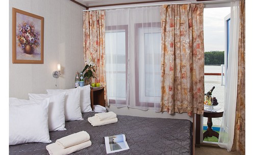 Una de las exclusivas Suites con Balcón del MS Princesa Anabella CRUCEROS FLUVIALES CANALES DE RUSIA RIO VOLGA CRUCEROS MOSCU SAN PETERSBURGO CRUCEROS RUSIA CRUCEROS VOLGA CRUCEROS POLITOURS PRINCESA ANABELLA